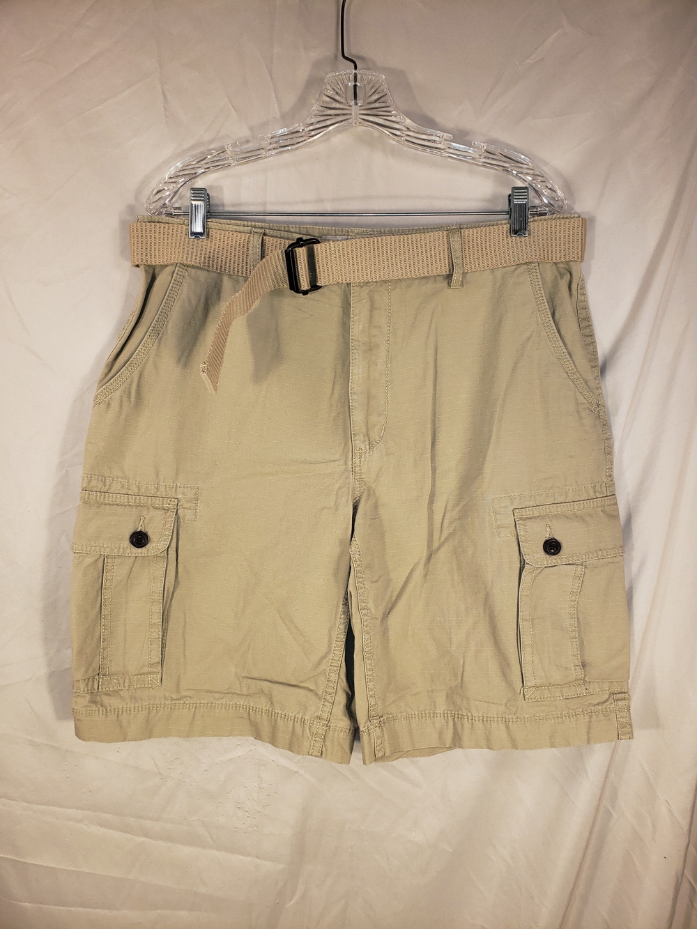 Men's The Original Arizona Jeans Co. Khaki Cargo Shorts w/web Belt-34